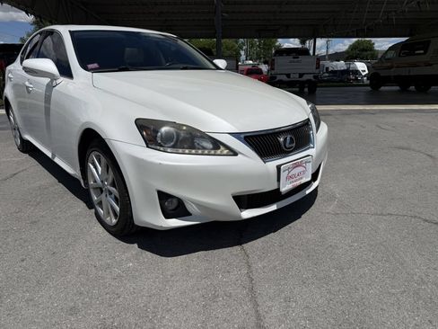 Used 2011 Lexus IS 250 AWD w/ Luxury Plus Value Edition image 4