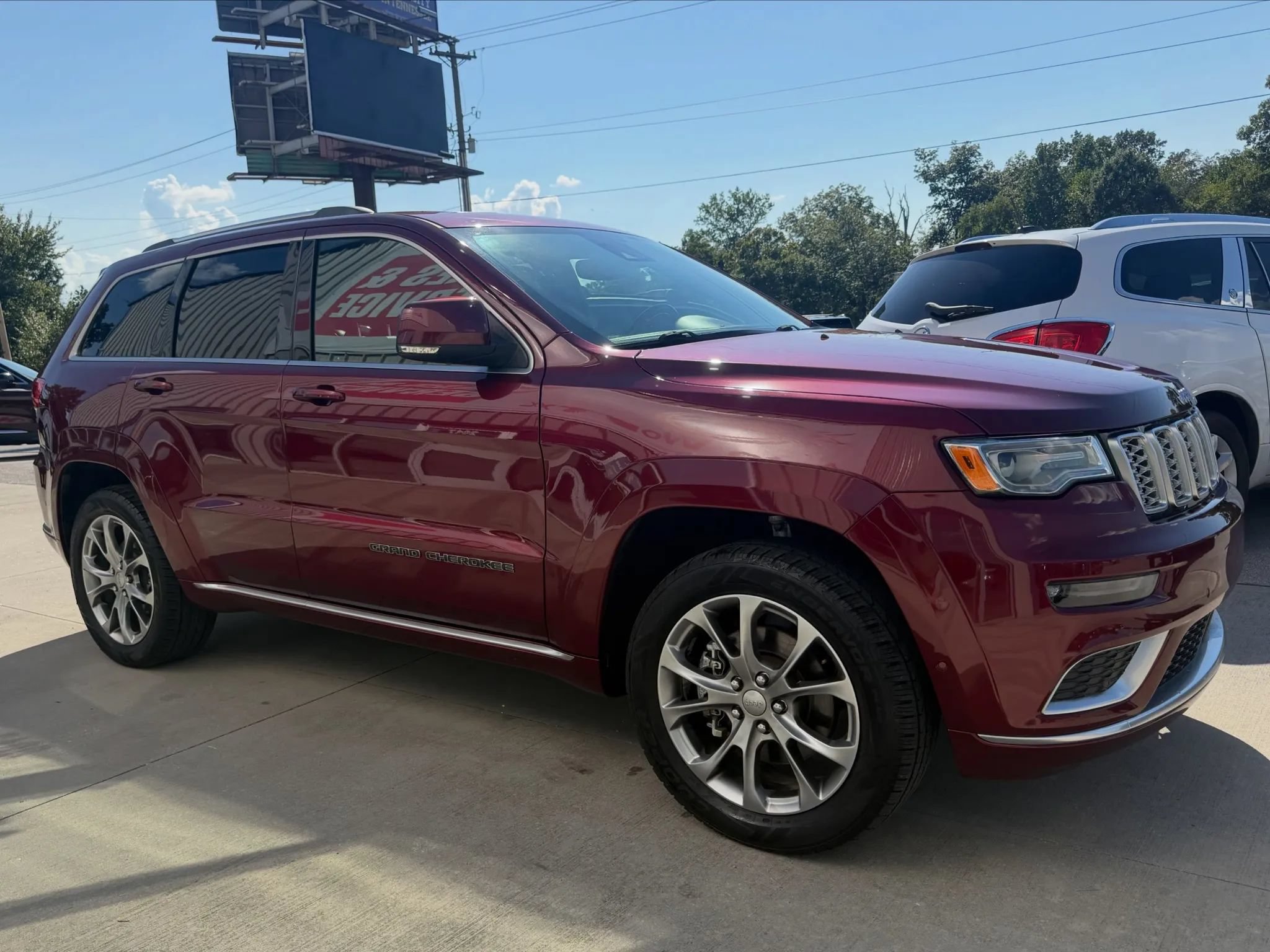 Used 2021 Jeep Grand Cherokee Summit w/ Platinum Series Group AWD/4WD image 4
