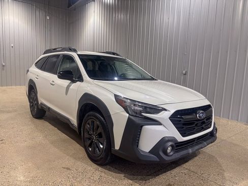 Used 2023 Subaru Outback Onyx Edition w/ Popular Package #2 image 8