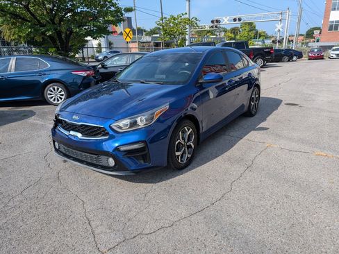 Used 2019 Kia Forte LXS image 2