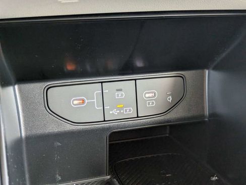 New 2025 Kia Sorento S w/ Panoramic Sunroof Package image 23