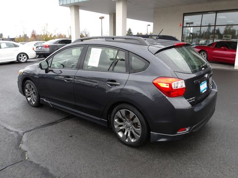 Used 2013 Subaru Impreza 2.0i Sport Premium image 3