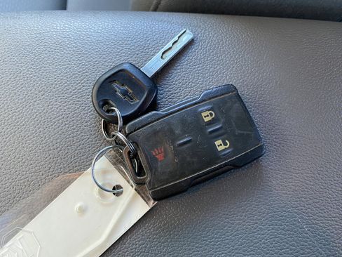 Used 2022 Chevrolet Colorado W/T w/ Custom Special Edition image 35