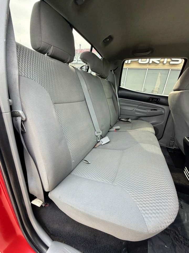 Used 2014 Toyota Tacoma PreRunner w/ Convenience Package RWD image 18