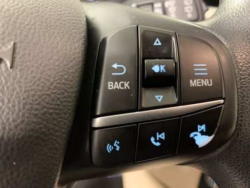 Used 2020 Ford Escape SE image 21