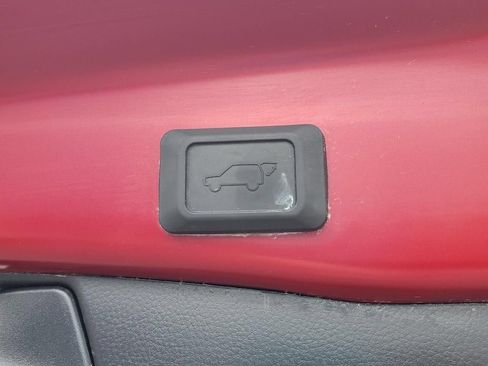 Used 2025 Toyota RAV4 XLE Premium w/ Weather Package AWD/4WD image 10