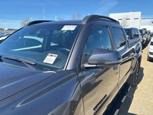 Used 2023 Toyota Tacoma TRD Sport w/ TRD Premium Sport Package image 5