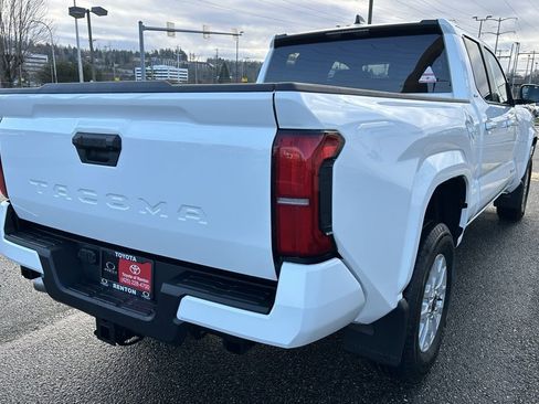 New 2026 Toyota Tacoma SR5 image 5