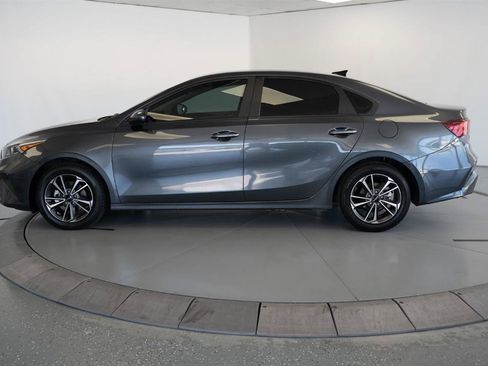 Used 2024 Kia Forte LXS FWD image 4