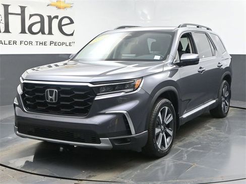 Used 2025 Honda Pilot Touring image 34