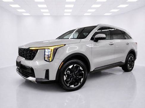 Used 2024 Kia Sorento S w/ Panoramic Sunroof Package AWD/4WD image 4