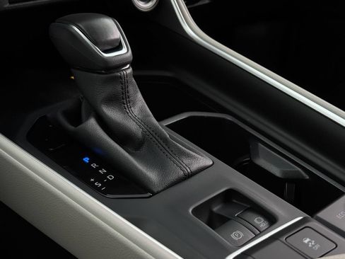 Certified 2025 Toyota Grand Highlander AWD Hybrid image 21