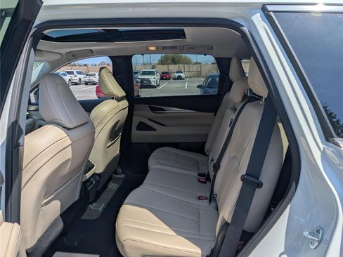 Used 2023 INFINITI QX60 Luxe w/ Cargo Package AWD/4WD image 16