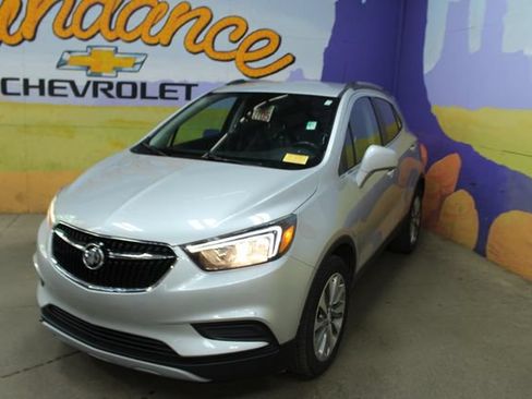 Used 2020 Buick Encore Preferred w/ Safety Package FWD image 4