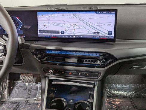 Used 2025 BMW 230i xDrive Coupe w/ Convenience Package image 34