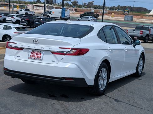 Used 2026 Toyota Camry LE FWD image 13