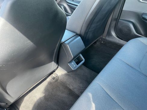 Used 2025 Kia K4 LXS image 25