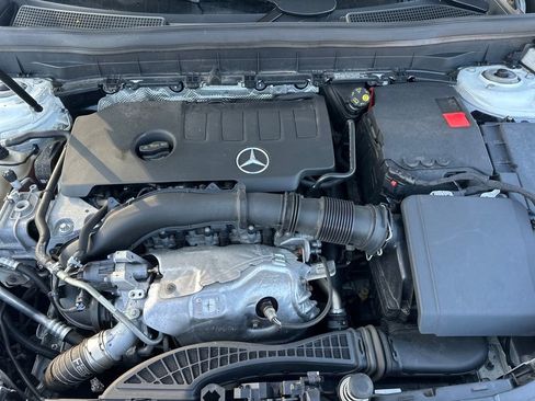 Certified 2022 Mercedes-Benz GLB 250 4MATIC image 16