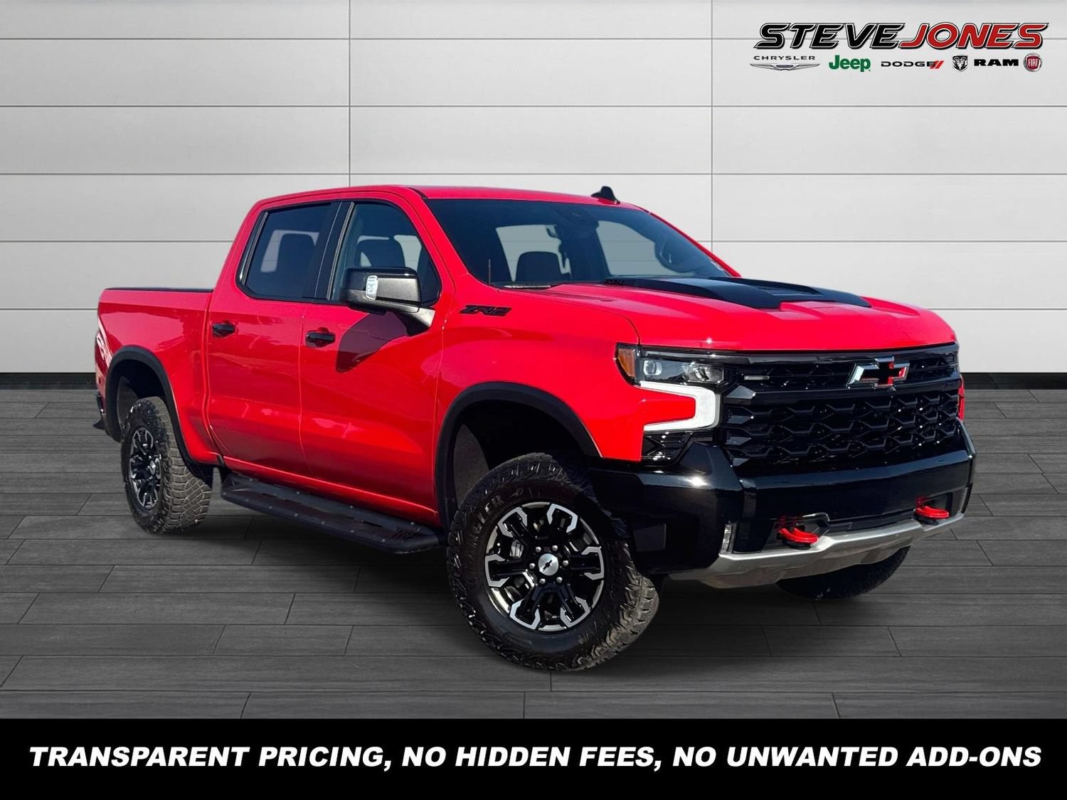 Used 2024 Chevrolet Silverado 1500 ZR2 w/ Technology Package AWD/4WD image 1