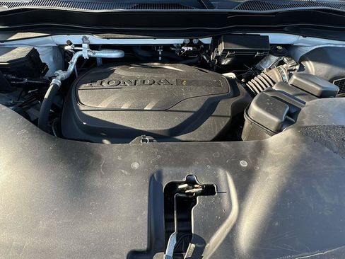 Used 2021 Honda Pilot Black Edition image 10