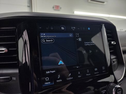 Used 2024 RAM 1500 Laramie image 37