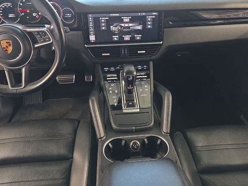 Used 2019 Porsche Cayenne S AWD/4WD image 4