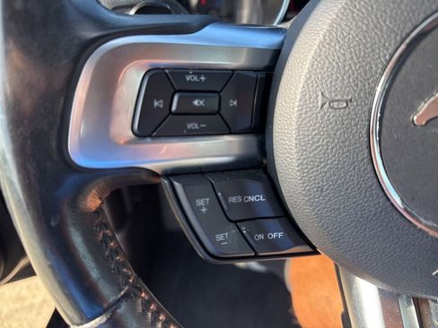 Used 2019 Ford Mustang Premium RWD image 26