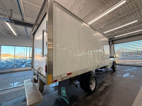 Used 2022 RAM 4500 Tradesman RWD image 9