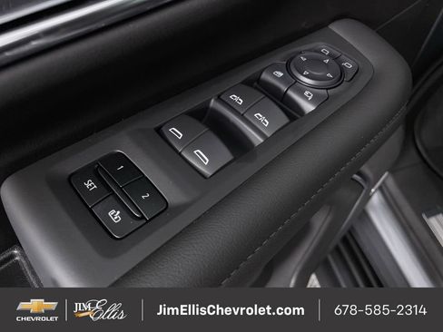 Used 2023 Chevrolet Tahoe LT w/ LT Signature Plus Package image 25