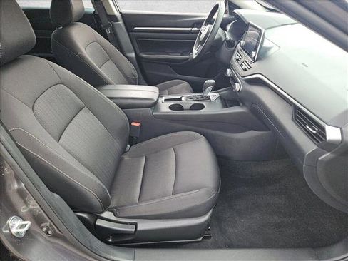 Used 2022 Nissan Altima 2.5 SV image 27