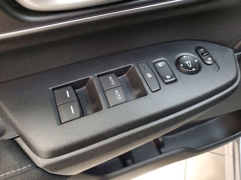 Used 2019 Honda CR-V EX image 17