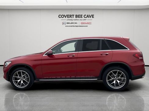 Used 2022 Mercedes-Benz GLC 300 image 5
