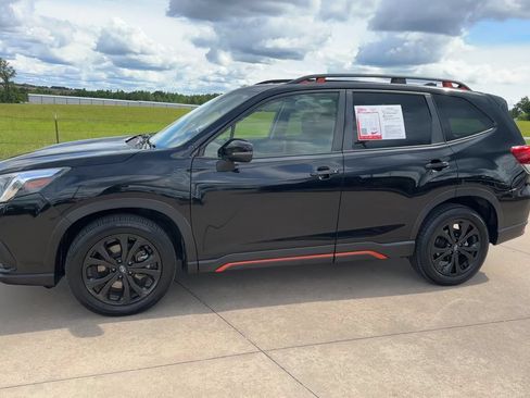 Used 2023 Subaru Forester Sport w/ Popular Package #3 AWD/4WD image 5