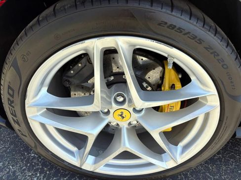 Used 2022 Ferrari Roma RWD image 50