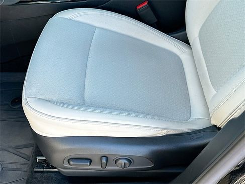 Certified 2022 Buick Encore GX Select w/ Advanced Technology Package image 19