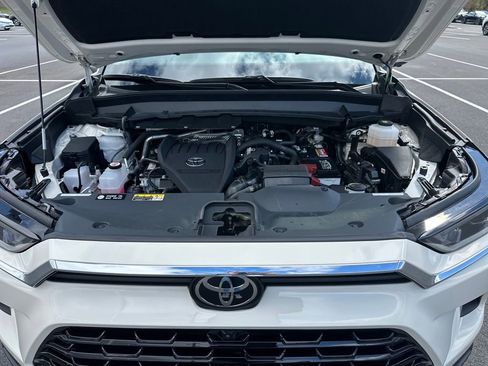 Used 2024 Toyota Grand Highlander Platinum image 10