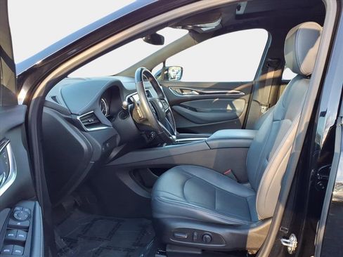 Used 2022 Buick Enclave Essence w/ Experience Buick Package image 9