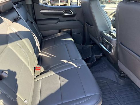 Used 2022 GMC Sierra 1500 SLT w/ SLT Premium Package image 33