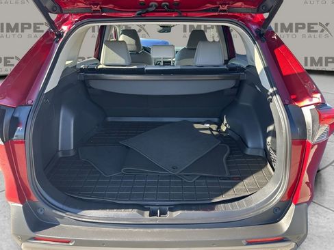 Used 2019 Toyota RAV4 Limited w/ Carpet Mat Package image 29
