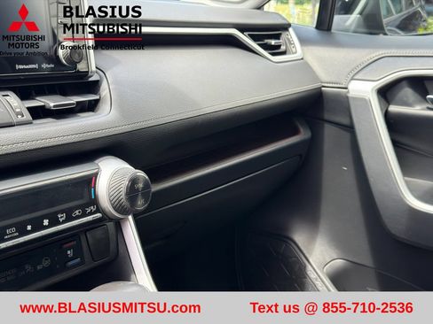 Used 2023 Toyota RAV4 XLE AWD/4WD image 35