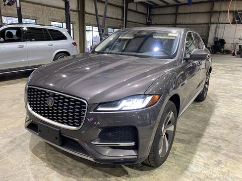 Used 2021 Jaguar F-PACE S image 19