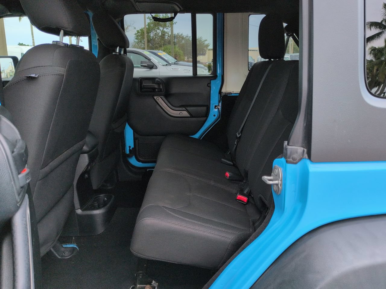 Used 2018 Jeep Wrangler Unlimited Sport S AWD/4WD image 13