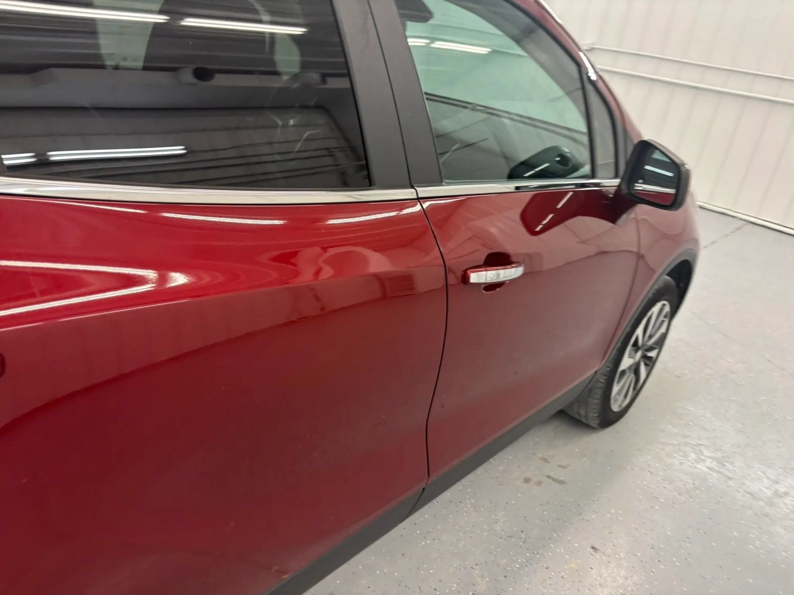 Used 2022 Buick Encore Preferred AWD/4WD image 38