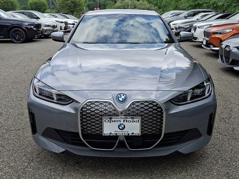 Used 2025 BMW i4 eDrive40 w/ Premium Package RWD image 2