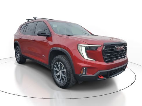 Used 2024 GMC Acadia AT4 image 2