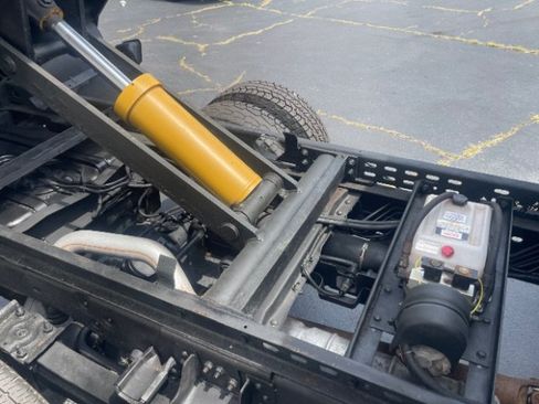 Used 2010 Ford F350 XL RWD image 22