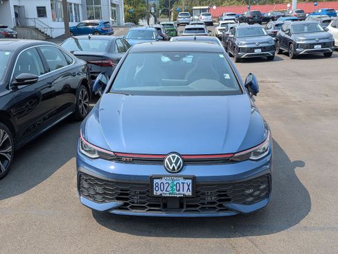 Used 2025 Volkswagen GTI SE w/ SE Leather Seating Package FWD image 9