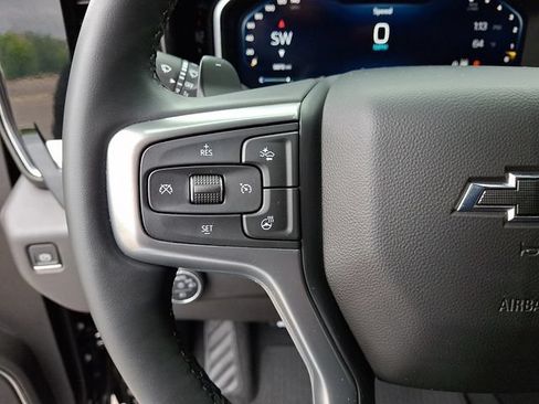 Used 2026 Chevrolet Silverado 1500 LT Trail Boss w/ LT Trail Boss Premium Package AWD/4WD image 21