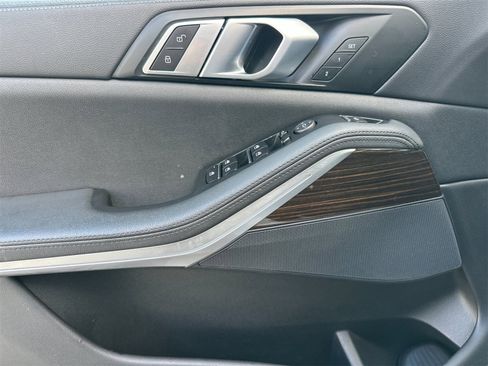 Used 2019 BMW X5 xDrive40i w/ Convenience Package image 11