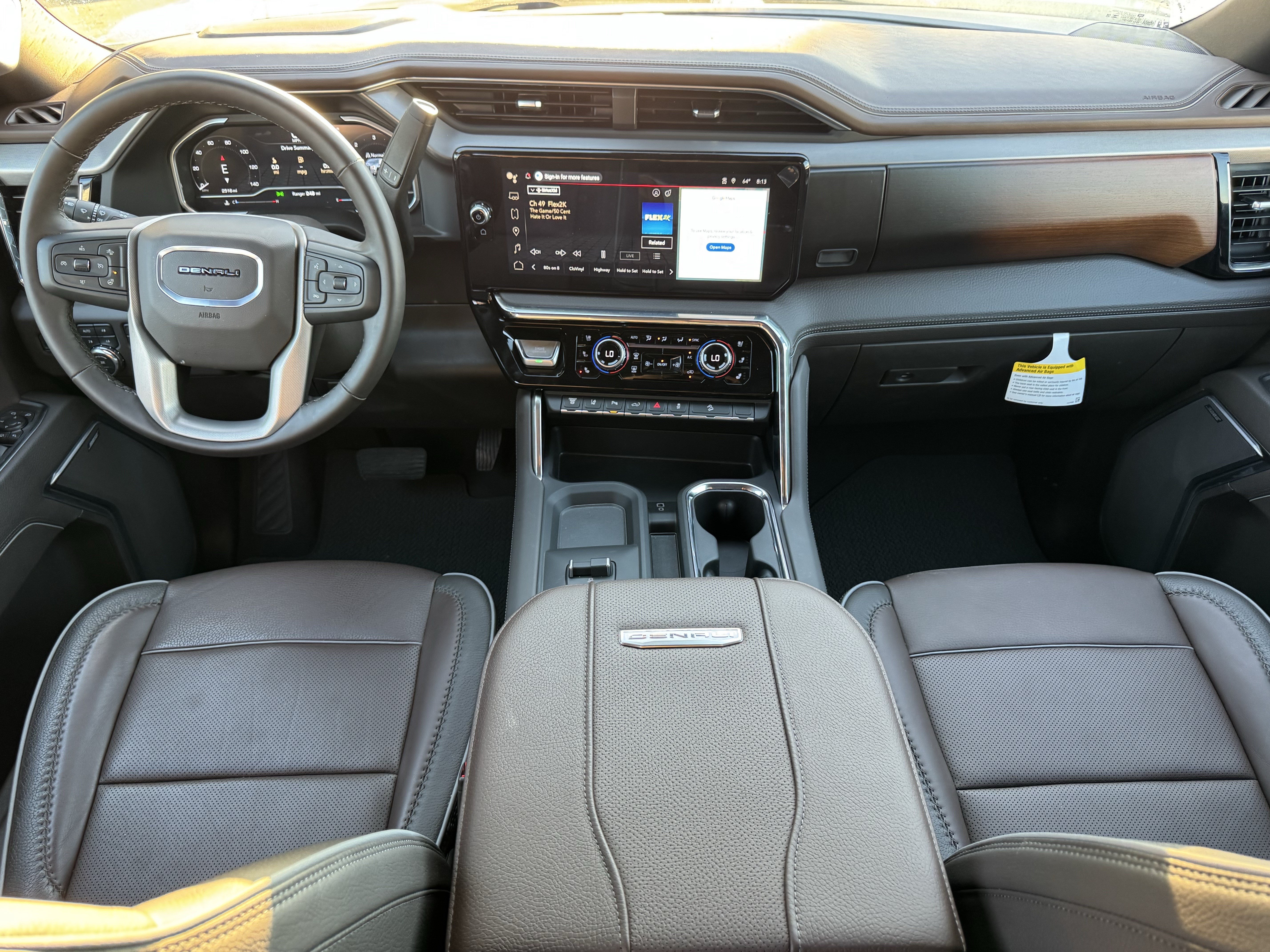 Used 2025 GMC Sierra 2500 Denali w/ Denali Reserve Package AWD/4WD image 9